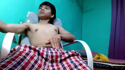 Snapshot of pinoymonstercock_xx chatting on October 25, 2025, 5:04 am WIN WIN JAY AR online show from October 25, 2025, 5:04 am