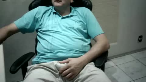 Snapshot of piovesanes chatting on March 10, 2025, 2:17 am piovesanes online show from March 10, 2025, 2:17 am
