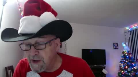 Snapshot of pipewizard chatting on December 24, 2024, 12:22 am pipewizard online show from December 24, 2024, 12:22 am