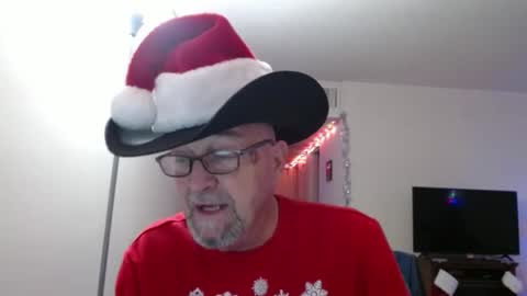Snapshot of pipewizard chatting on December 30, 2024, 11:17 pm pipewizard online show from December 30, 2024, 11:17 pm
