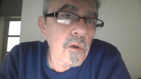 pipi2704 online show from January 12, 2025, 12:01 pm