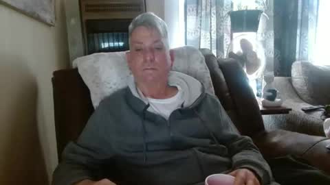 Snapshot of pirate334 chatting on December 31, 2024, 4:35 pm pirate334 online show from December 31, 2024, 4:35 pm