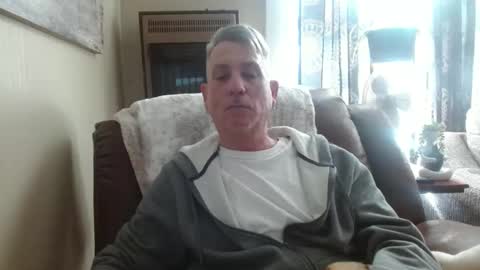 Snapshot of pirate334 chatting on January 2, 2025, 5:07 pm pirate334 online show from January 2, 2025, 5:07 pm