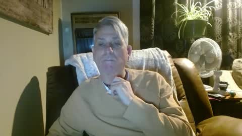 Snapshot of pirate334 chatting on February 13, 2025, 11:58 pm pirate334 online show from February 13, 2025, 11:58 pm