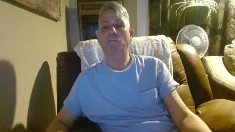 Snapshot of pirate334 chatting on February 28, 2025, 12:32 am pirate334 online show from February 28, 2025, 12:32 am