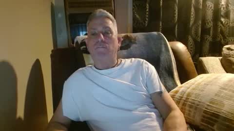 Snapshot of pirate334 chatting on January 7, 2026, 1:19 am pirate334 online show from January 7, 2026, 1:19 am