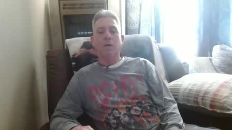 Snapshot of pirate334 chatting on January 14, 2026, 7:52 pm pirate334 online show from January 14, 2026, 7:52 pm