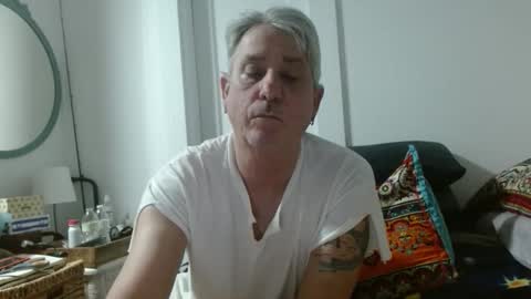 Snapshot of pirate334 chatting on April 22, 2026, 2:03 am pirate334 online show from April 22, 2026, 2:03 am
