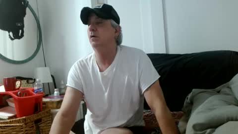 Snapshot of pirate334 chatting on May 12, 2026, 3:20 pm pirate334 online show from May 12, 2026, 3:20 pm