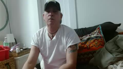Snapshot of pirate334 chatting on May 22, 2026, 1:28 pm pirate334 online show from May 22, 2026, 1:28 pm
