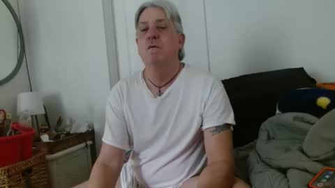 Snapshot of pirate334 chatting on June 1, 2026, 5:14 pm pirate334 online show from June 1, 2026, 5:14 pm