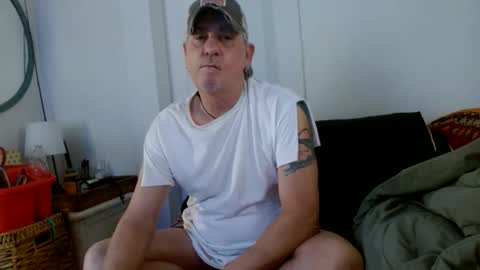 Snapshot of pirate334 chatting on June 5, 2026, 8:14 pm pirate334 online show from June 5, 2026, 8:14 pm
