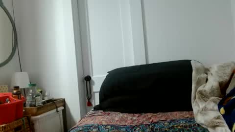 Snapshot of pirate334 chatting on June 9, 2026, 1:12 pm pirate334 online show from June 9, 2026, 1:12 pm