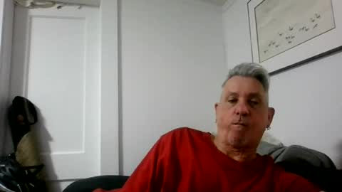 Snapshot of pirate334 chatting on August 2, 2026, 5:44 pm pirate334 online show from August 2, 2026, 5:44 pm