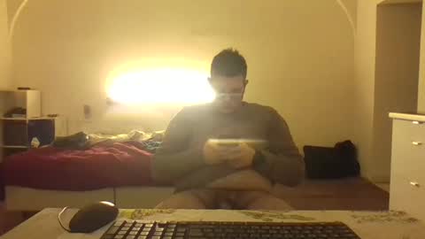 Snapshot of pisellatore96 chatting on January 4, 2025, 4:54 pm Pisellatore96 online show from January 4, 2025, 4:54 pm