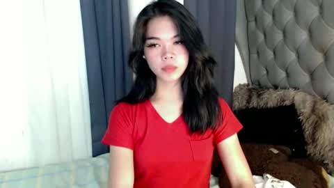 Snapshot of pitchy_pitch chatting on February 8, 2025, 7:16 pm The Girl Named Eyve online show from February 8, 2025, 7:16 pm