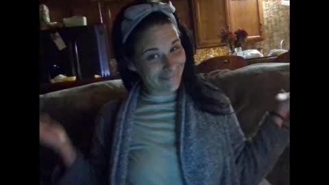 Snapshot of pixieluxxx chatting on March 25, 2026, 11:16 am PixieLuxXx online show from March 25, 2026, 11:16 am