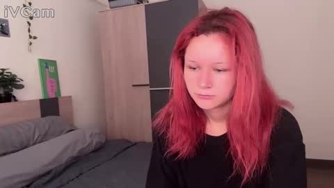 Snapshot of pixieyes0n chatting on February 15, 2026, 2:08 am Daryl online show from February 15, 2026, 2:08 am