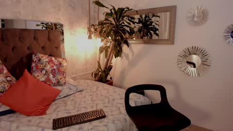 Snapshot of pixy_20 chatting on January 27, 2025, 11:11 am cris online show from January 27, 2025, 11:11 am