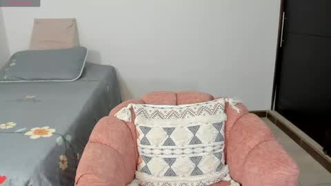Angie Henao online show from May 15, 2026, 5:09 pm