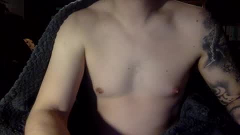 pl4yer__88 online show from April 2, 2026, 8:28 pm