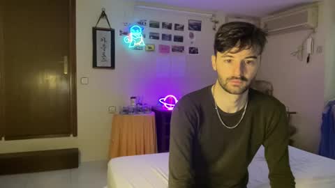 placebo14 online show from December 31, 2024, 4:57 pm