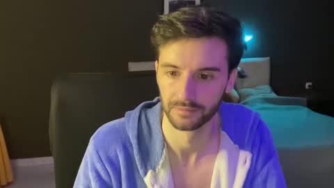 placebo14 online show from November 9, 2025, 1:26 am