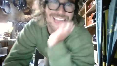 Snapshot of plaisirssecret chatting on March 2, 2026, 3:52 pm plaisirssecret online show from March 2, 2026, 3:52 pm