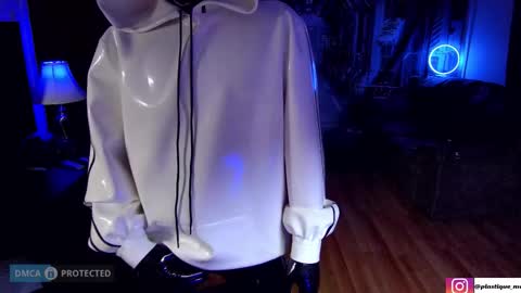 plasticme online show from March 8, 2026, 4:33 pm