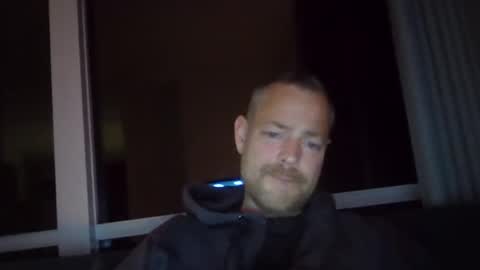 Snapshot of platugle chatting on October 24, 2025, 10:39 pm platugle online show from October 24, 2025, 10:39 pm