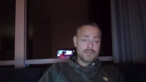 Snapshot of platugle chatting on November 12, 2025, 10:30 pm platugle online show from November 12, 2025, 10:30 pm