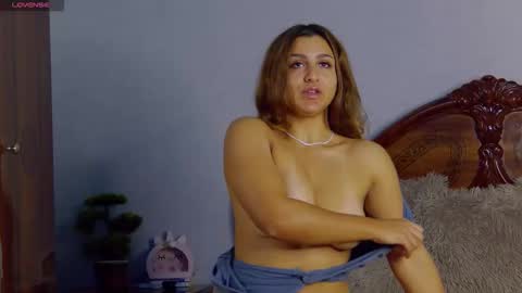 Snapshot of playfulnicole chatting on October 15, 2025, 7:19 am PlayfulNicole online show from October 15, 2025, 7:19 am