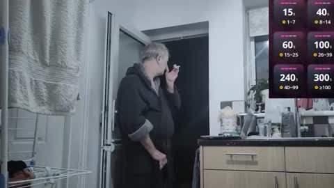 Play Me online show from November 30, 2025, 3:32 am