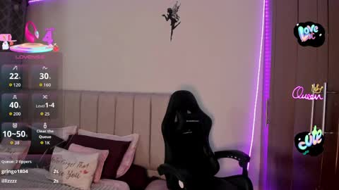 Ashely3 online show from May 20, 2026, 1:12 am