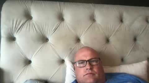 Snapshot of playtime2020 chatting on October 2, 2025, 3:19 pm playtime2020 online show from October 2, 2025, 3:19 pm