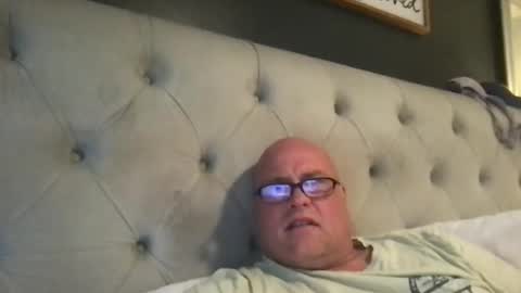 Snapshot of playtime2020 chatting on October 31, 2025, 3:13 pm playtime2020 online show from October 31, 2025, 3:13 pm