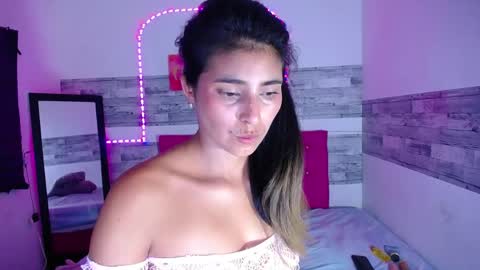 Zalome  online show from April 10, 2026, 12:05 am