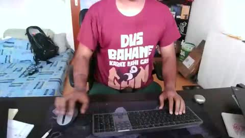 Sam online show from November 13, 2025, 12:59 pm