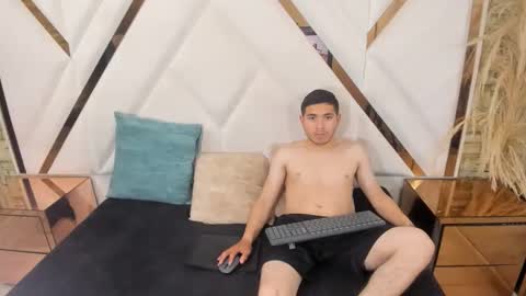 pleasure_duoo online show from October 4, 2025, 8:40 pm