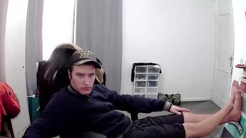 plkrisztian online show from March 3, 2026, 8:37 pm