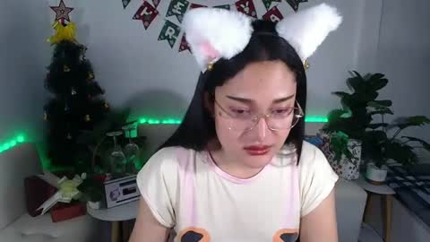 Ploysai online show from December 16, 2024, 9:35 am