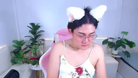 Ploysai online show from September 22, 2025, 11:45 am