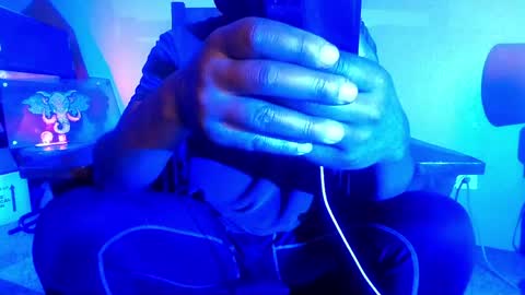 StraightPlush online show from May 30, 2026, 11:57 pm
