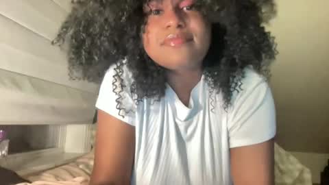 stariette online show from June 24, 2026, 1:48 am