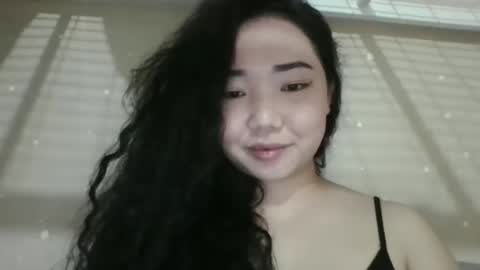 Erica online show from April 13, 2026, 10:43 am