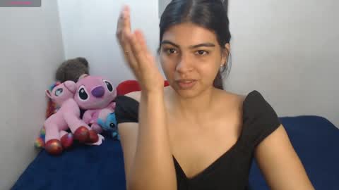 Snapshot of pocahontas_princess__ chatting on May 13, 2026, 2:47 pm Pocahontas online show from May 13, 2026, 2:47 pm