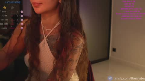 Snapshot of pocahontascb chatting on December 1, 2025, 5:29 pm online show from December 1, 2025, 5:29 pm