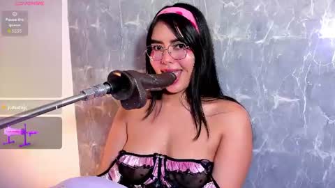 pocahonta online show from July 16, 2026, 2:39 am