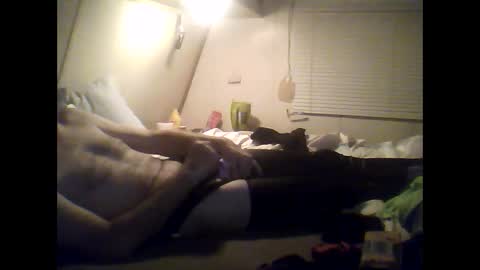 Snapshot of podzimek chatting on February 16, 2025, 7:15 am podzimek online show from February 16, 2025, 7:15 am