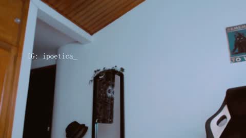 IG ipoetica  online show from February 4, 2025, 12:00 pm